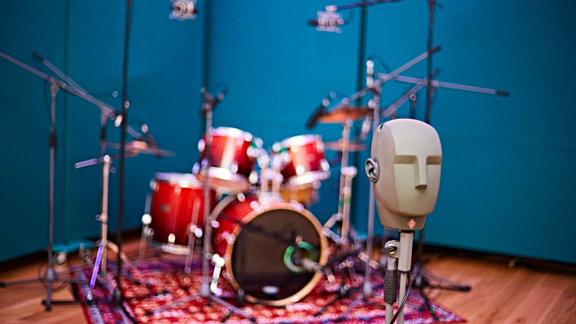 Drum kit and listening head setup